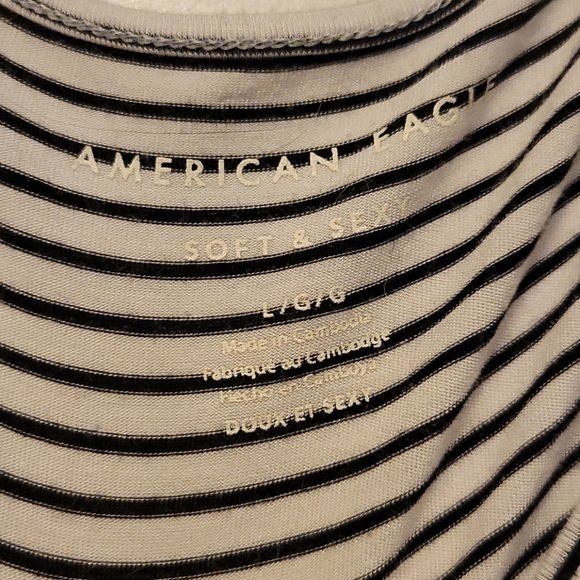 American Eagle Outfitters Soft and Sexy Tank - Picture 3 of 5